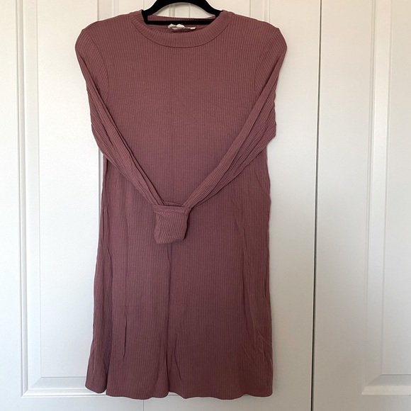 🎉5/$30 - Blush long sleeve t-shirt dress - Picture 1 of 4